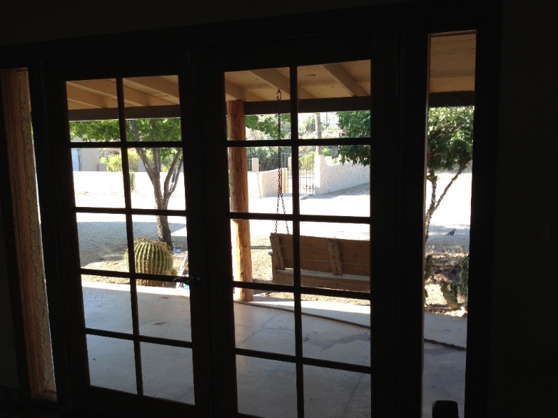 The swing chair from inside the fron entranceway. Enjoy the views and wildlife.